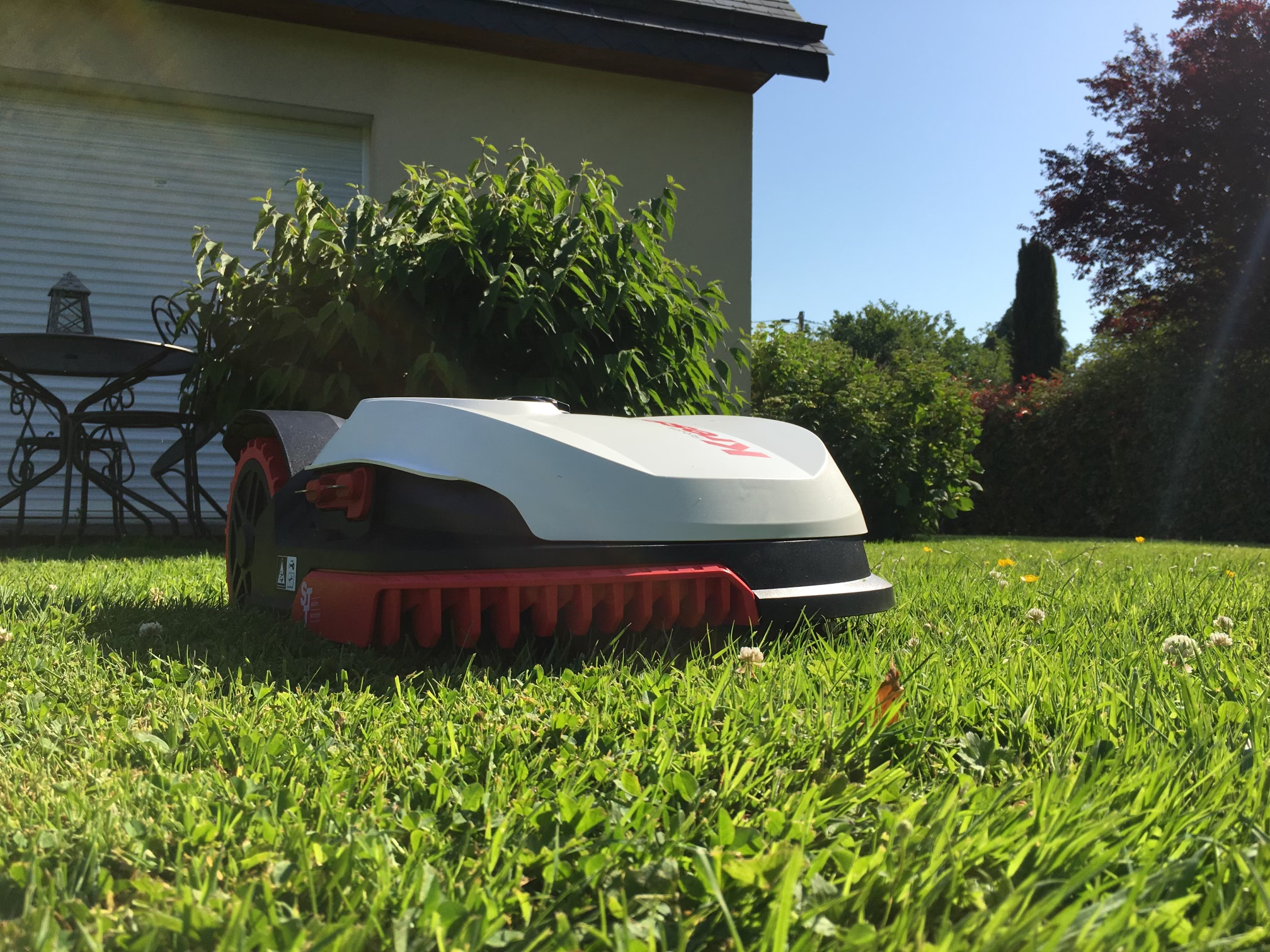 achat-robot-tondeuse-pas-cher-rouen-deupressoir-motoculture