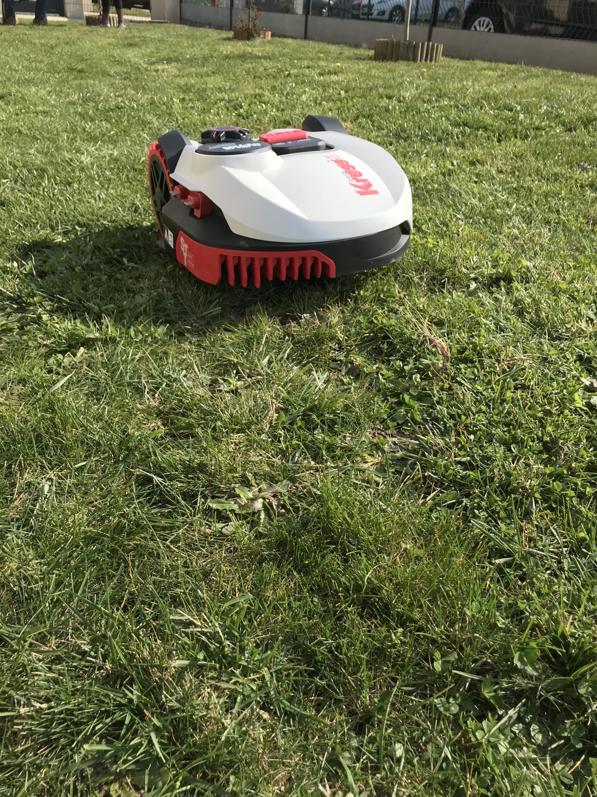 roboto-tondeuse-rouen-dupressoir-motoculture-pas-cher-76-rouen