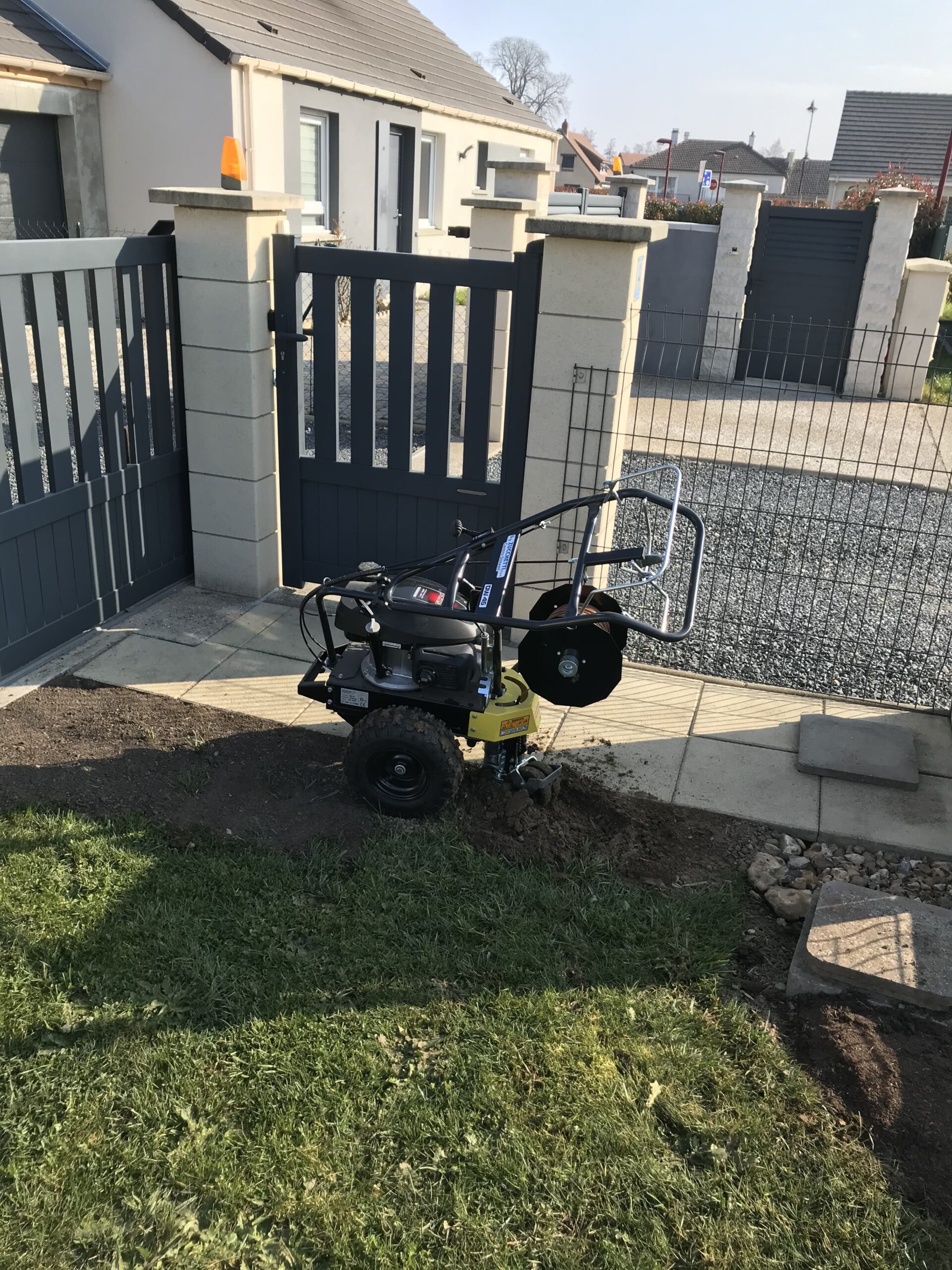 roboto-tondeuse-rouen-dupressoir-motoculture-pas-cher-76-rouen